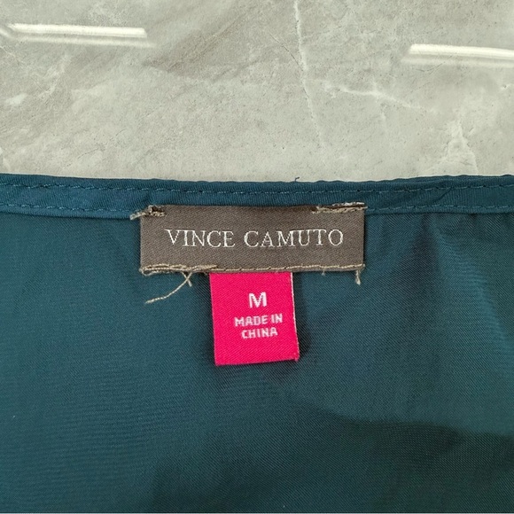 Women’s Vince Camuto Tie Front Elastic Cuff Long Sleeve V-Neck Top Medium - Picture 12 of 15